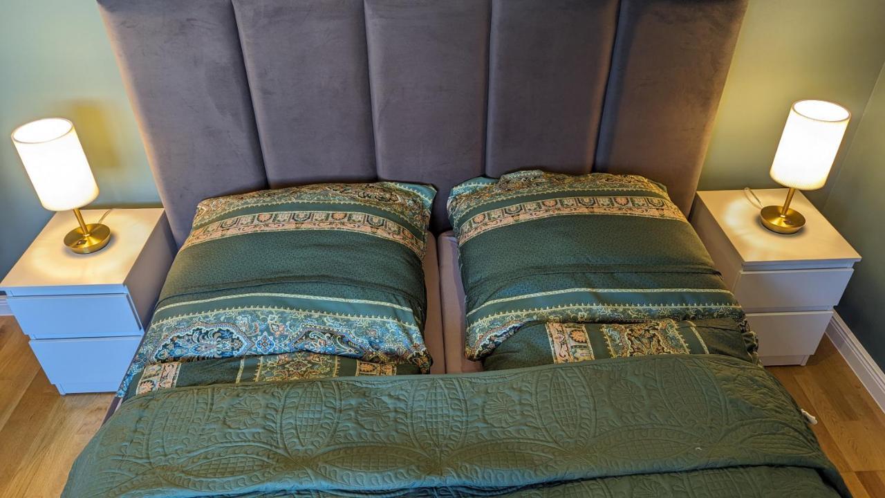 3 Rooms - Zimmervermietung Naehe Flughafen Ber - Gratis Wlan, Parken & Netflix 베를린 외부 사진