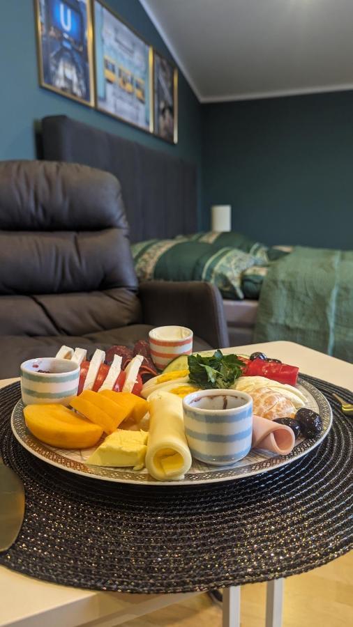 3 Rooms - Zimmervermietung Naehe Flughafen Ber - Gratis Wlan, Parken & Netflix 베를린 외부 사진