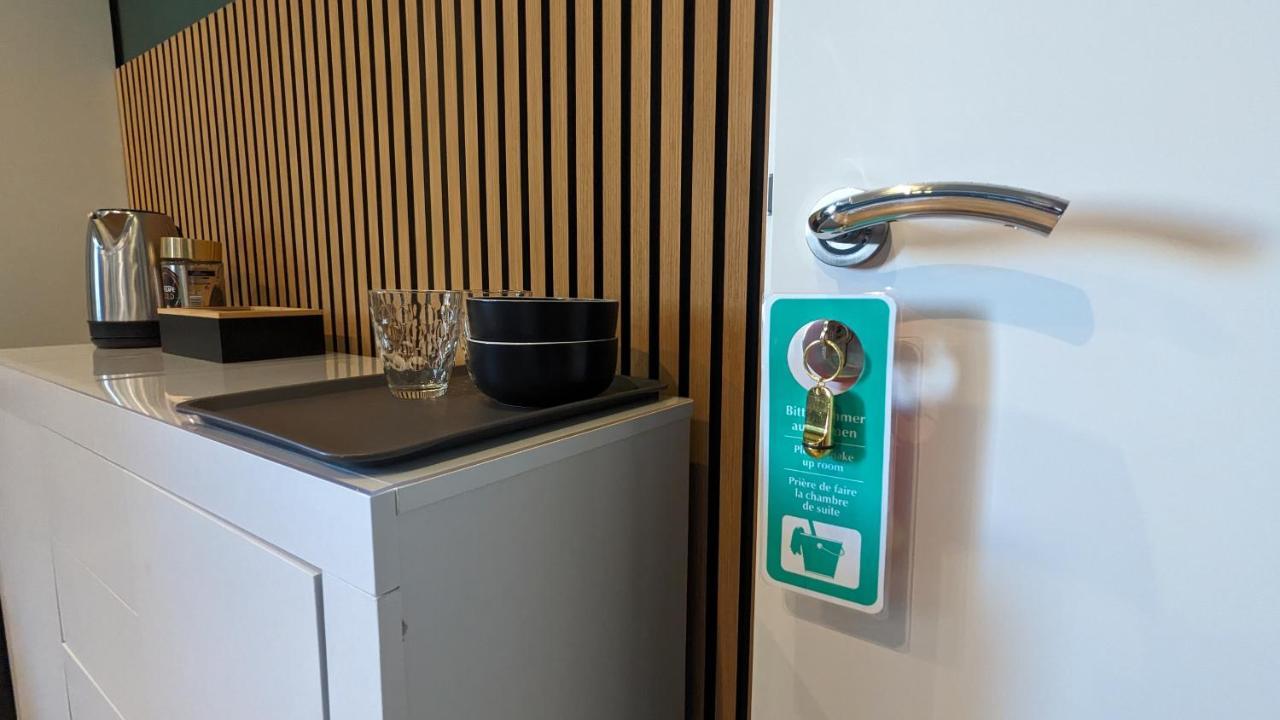 3 Rooms - Zimmervermietung Naehe Flughafen Ber - Gratis Wlan, Parken & Netflix 베를린 외부 사진