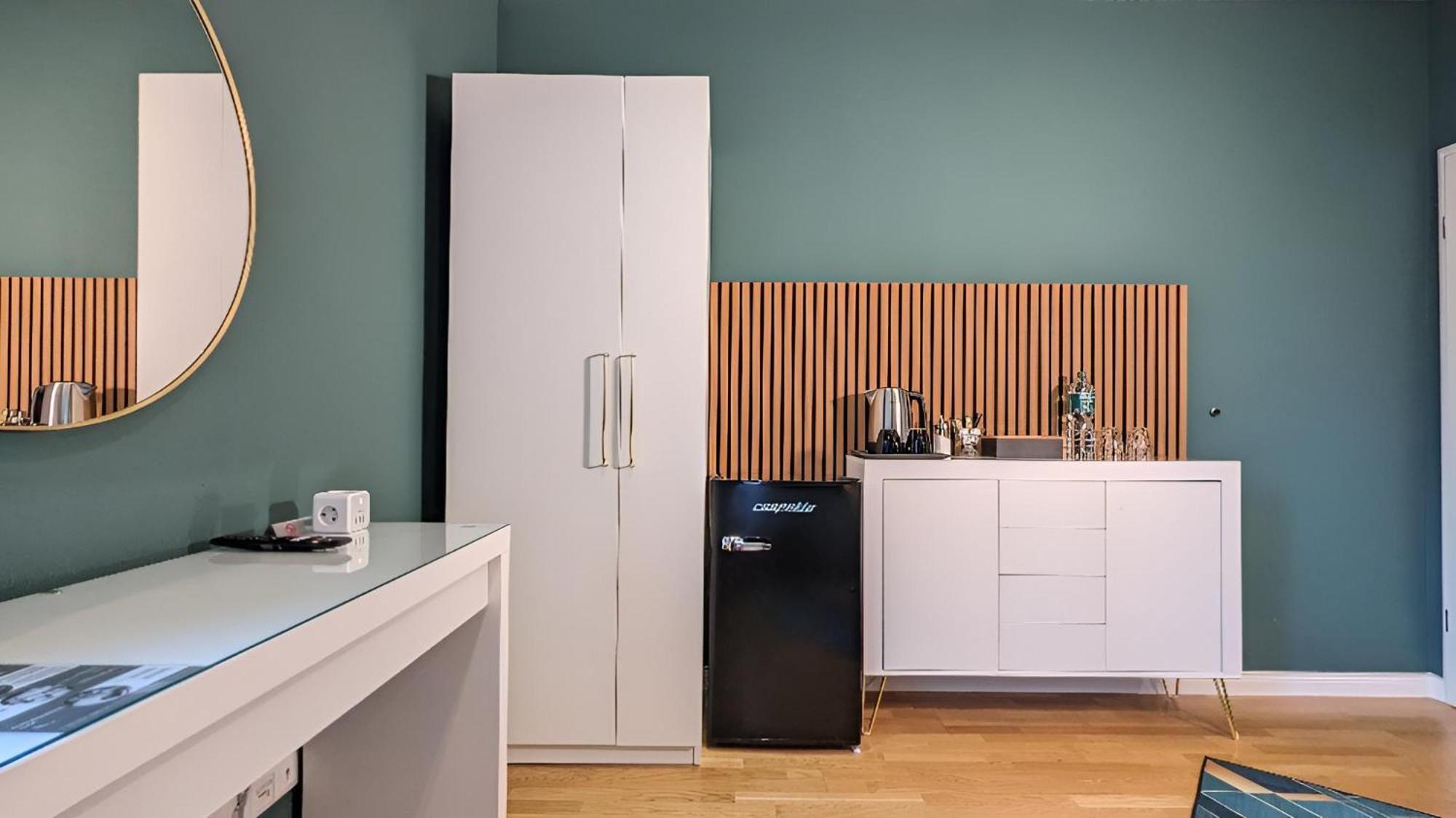 3 Rooms - Zimmervermietung Naehe Flughafen Ber - Gratis Wlan, Parken & Netflix 베를린 외부 사진
